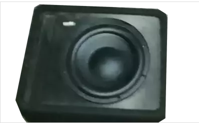 La composition d'un subwoofer de voiture